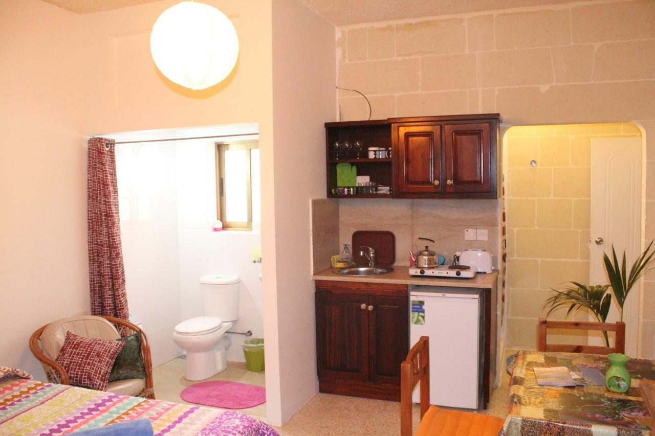 Avalon Seaside B&B - Gozo Bellevue Homes Xlendi Buitenkant foto